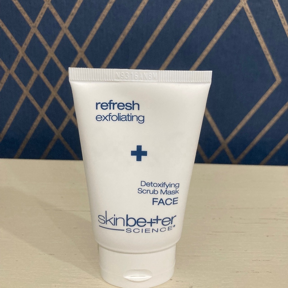 skinbetter SCIENCE Detoxifying Scrub Face Mask